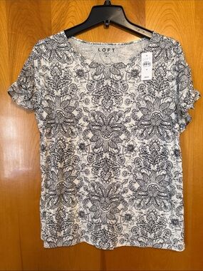 Loft short sleeve top